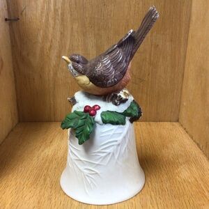 Decorative Brown Bird bell with Green Leaves